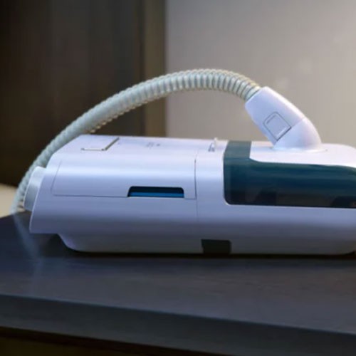 Philips DreamStation Auto BiPAP Machine with Humidifier and Mask view 3