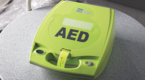 Zoll AED Plus Automated External Defibrillator